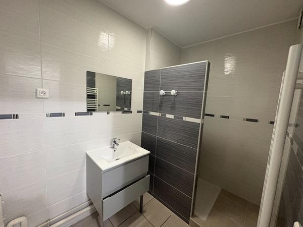 VIENNE - Appartement 3 pièce(s), Vienne 38200