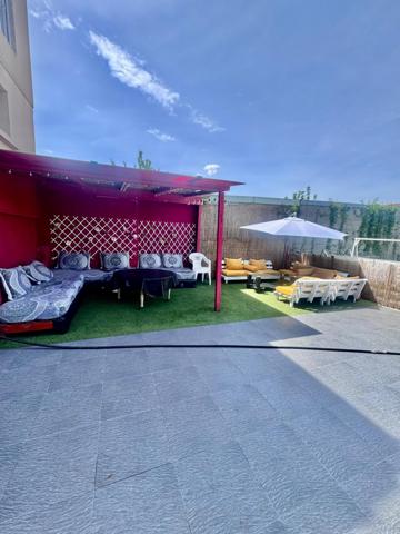 Maison à LE CHAMBON-FEUGEROLLES, 42500 - 9 pièces 218m²