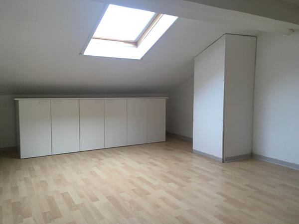 33100 BORDEAUX BASTIDE- Appartement 3 pièces en duplex à louer