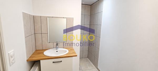 NOUVEAUTÉ - PREMIÈRE LOCATION - Appartement T2 de 35 m² avec terrasse - VELLE SUR MOSELLE