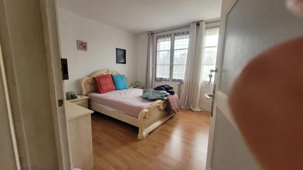 Poitiers - quartier Trois cités et Fief de Grimoire - Maison de 61 m² et sous-sol + grand studio indépendant de 30 m²