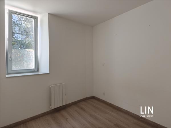 Appartement
         3 pièces
        - 65 m² 205 000 € *