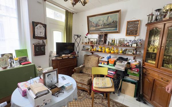 Maison à vendre    3 pièces •  Saintes