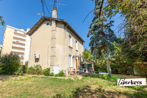 Maison familiale 140m² + cave & annexes | Cyprian | Villeurbanne