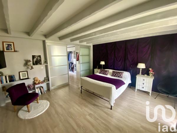 Maison à vendre 5 pièces 215 m² Saint-Amant-de-Boixe