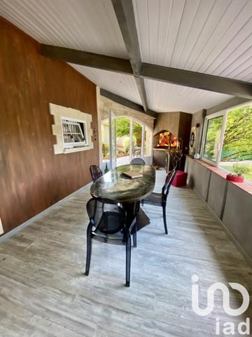 Maison à vendre 5 pièces 215 m² Saint-Amant-de-Boixe