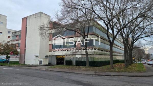 Parking/local d'activité au cœur de Grand-Quevilly