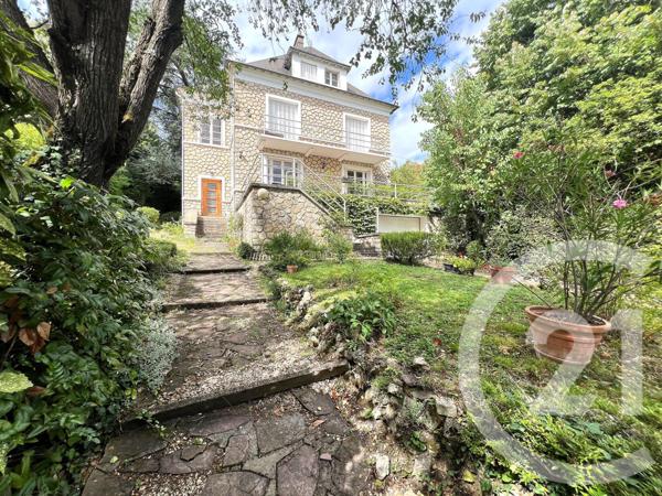Maison à vendre  9 pièces - 178,95 m2 ETAMPES - 91