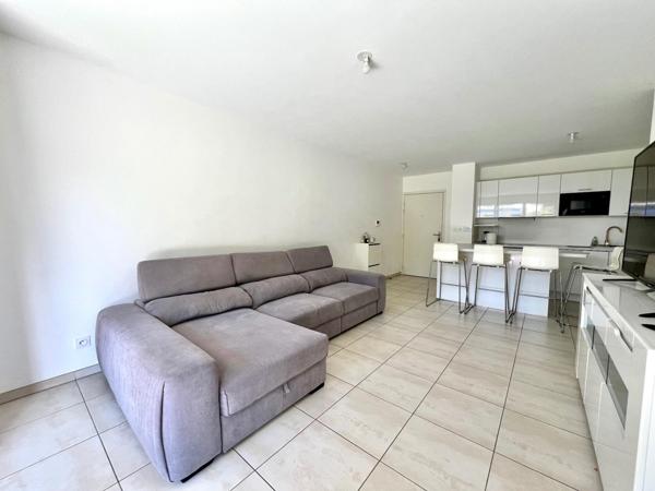 Toulon Est : Appartement T3 avec jardin et stationnement privatif