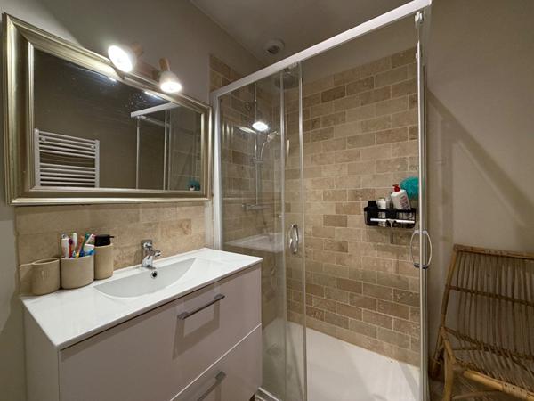 Charmante maison ancienne en pierre à Chancelade - Un havre de paix à saisir !