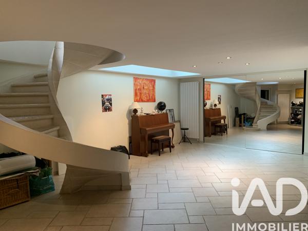 Maison à vendre 7 pièces 358 m² Fontenay-le-Fleury