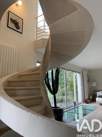 Maison à vendre 7 pièces 358 m² Fontenay-le-Fleury