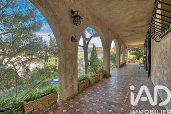 Maison à vendre 5 pièces 131 m² Cassis