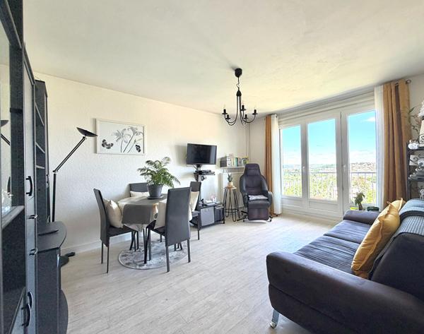 À VENDRE - T3 de 55,56 m² avec balcon - Résidence sécurisée