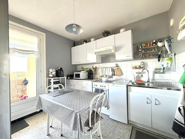 À VENDRE - T3 de 55,56 m² avec balcon - Résidence sécurisée