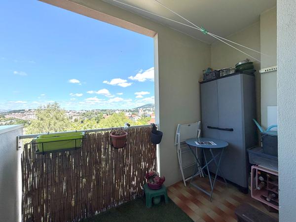 À VENDRE - T3 de 55,56 m² avec balcon - Résidence sécurisée