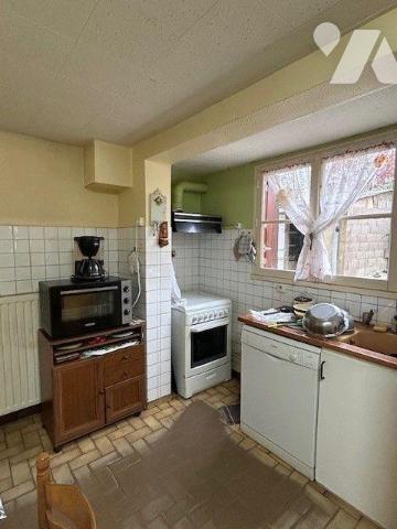 MAISON A VENDRE BAUGE EN ANJOU
Maison de bourg située à CLEFS.
Maison comprenant au rez-de-ch...