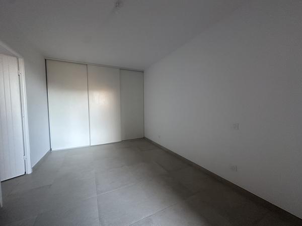 Appartement T3 neuf terrasse  + garage + Place de parking