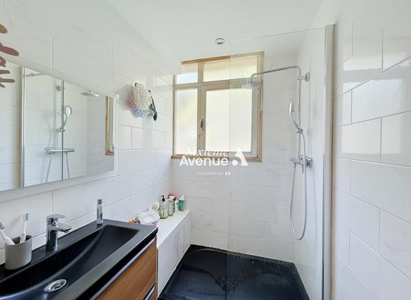 Appartement 4 pièces 61.69 m2