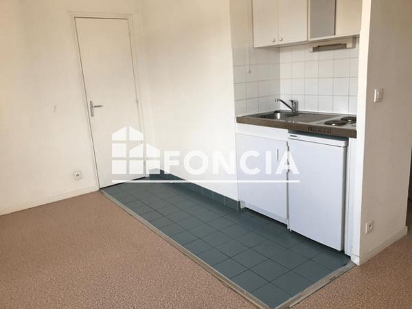 Location Studio 22.3 m² - 47 RUE DEMIDOFF Le Havre 76600