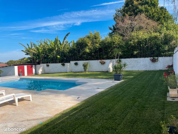 Mouguerre (64990) Mouguerre : villa 7 pièces avec piscine et garage