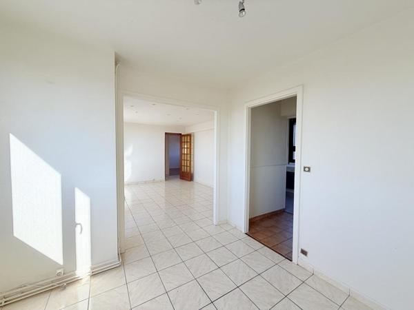 À vendre Appartement 3 pièces 77.27 m² - Golbey 88190