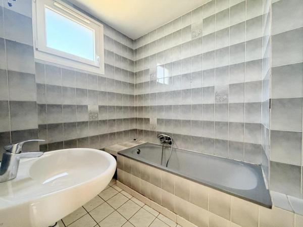 À vendre Appartement 3 pièces 77.27 m² - Golbey 88190