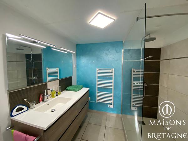 29380 SAINT THURIEN Proche de Saint-Thurien, longère, 3 chambres