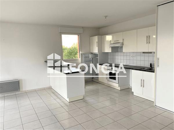 Location Appartement 4 pièces 91.05 m² - 20 RUE JULIEN SALLES Flers 61100