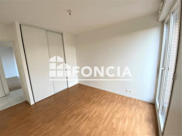 Location Appartement 4 pièces 91.05 m² - 20 RUE JULIEN SALLES Flers 61100