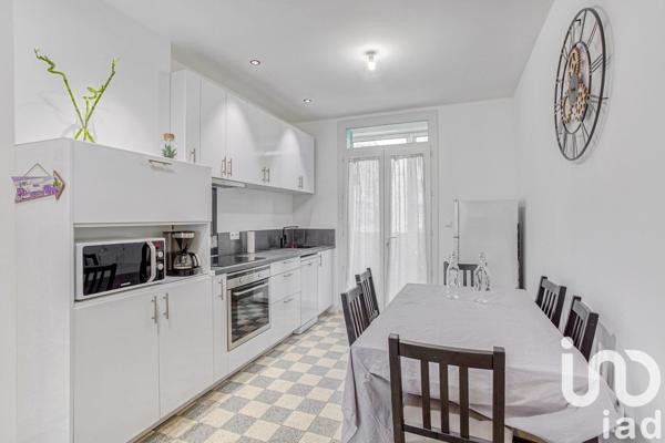 Appartement 4 pièces de 72 m² à Marseille (13005)