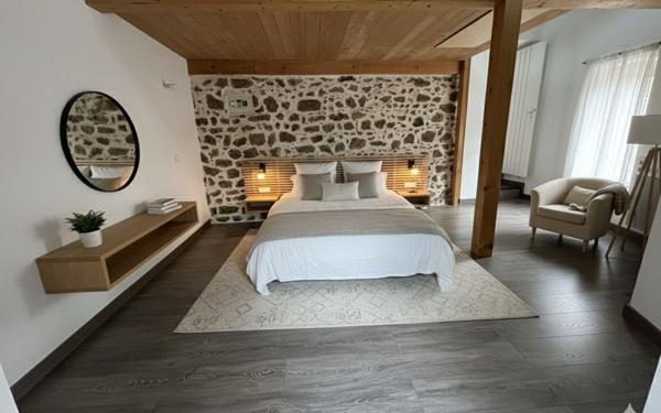 Maison à vendre    4 pièces • 100 m2 Soucieu-en-Jarrest