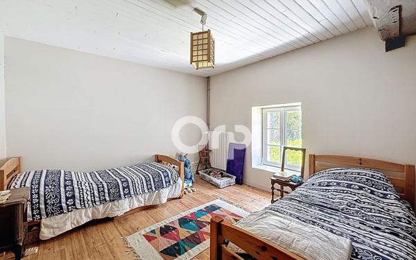 Maison à vendre    7 pièces •  Montarlot