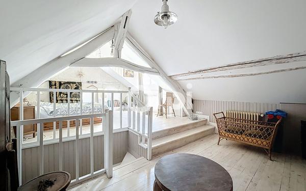 Maison à vendre    7 pièces •  Montarlot