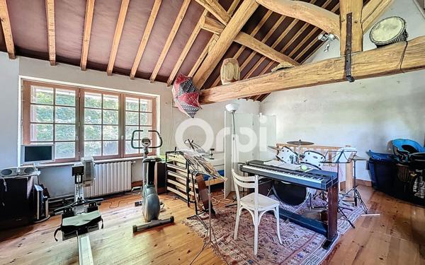 Maison à vendre    7 pièces •  Montarlot