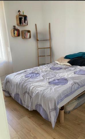 Maison de village 2 faces, avec garage en rdc sans extérieur de 58 m².