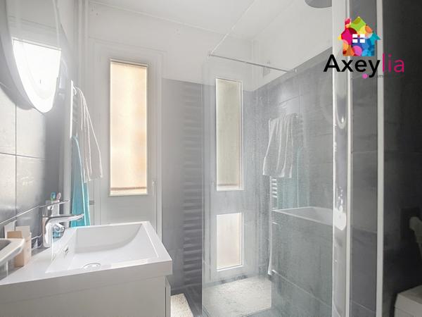 Roanne (42300) A VENDRE - ROANNE - APPARTEMENT T2 RÉNOVÉ AVEC BALCON ET CAVE