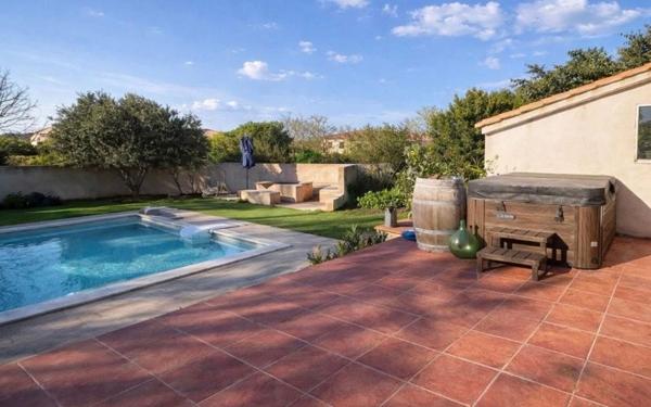 Maison à vendre    5 pièces •  Caunes-Minervois
