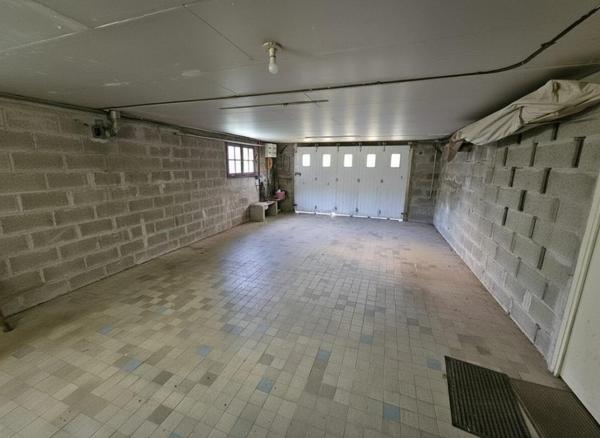 LORIENT : Charmante maison de 125 m² sur plus de 1000 m² de terrain avec garage