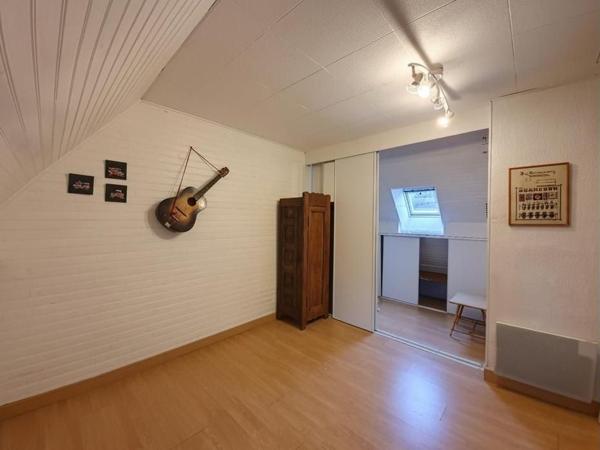 LORIENT : Charmante maison de 125 m² sur plus de 1000 m² de terrain avec garage