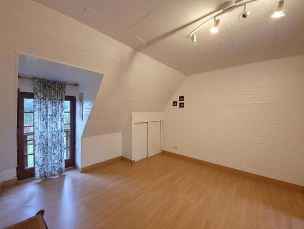 LORIENT : Charmante maison de 125 m² sur plus de 1000 m² de terrain avec garage