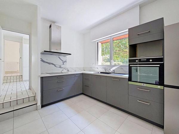 GUIDEL : Magnifique maison de 175 m² nichée dans un écrin de verdure