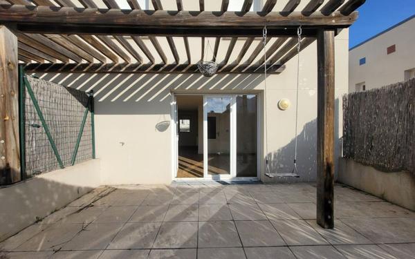 Maison à vendre    4 pièces • 76 m2 Montfavet - Avignon