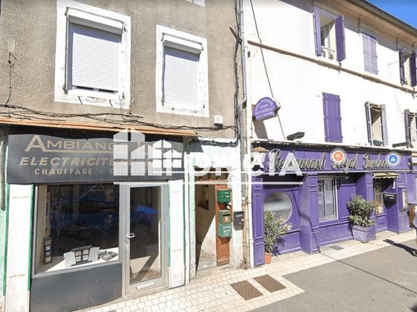 Location Local commercial 2 pièces 31.3 m² - 17 Rue du 19 Mars 1962 Bourgoin Jallieu 38300
