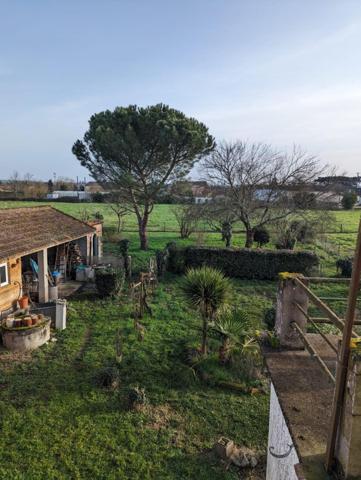 Maison avec beaucoup de charme située à Sainte Bazeille