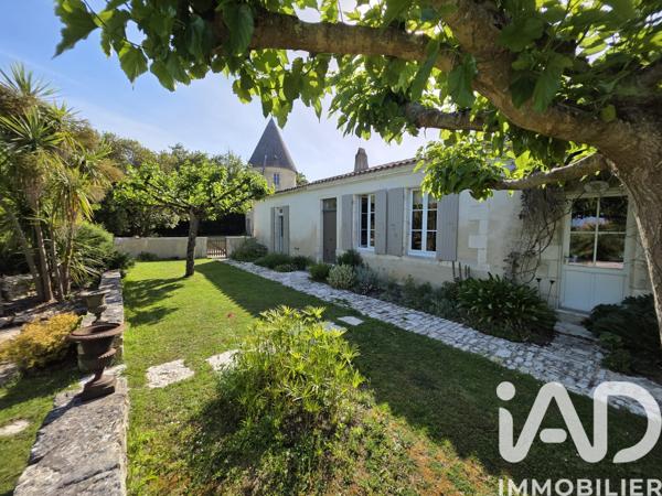 Maison à vendre 10 pièces 460 m² Saint-Pierre-d'Oléron