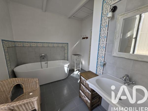 Maison à vendre 10 pièces 460 m² Saint-Pierre-d'Oléron
