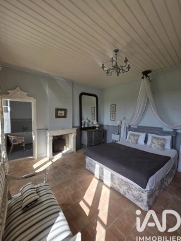 Maison à vendre 10 pièces 460 m² Saint-Pierre-d'Oléron