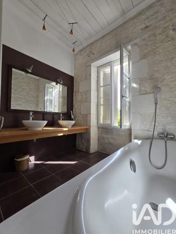 Maison à vendre 10 pièces 460 m² Saint-Pierre-d'Oléron