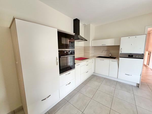 Maison Les Ponts De Ce 162 m2 jardin garage Les ponts de ce